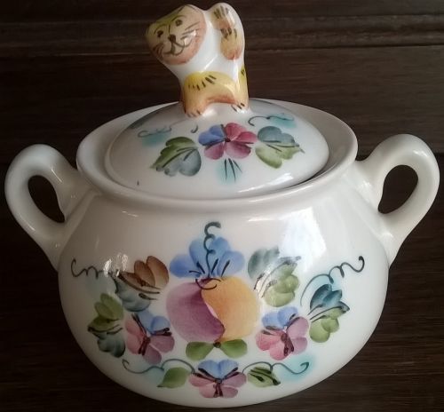 Semikarakorsk Russian ceramic suger bowl