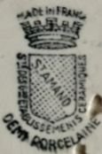 Sygnatura Demi Porcelaine